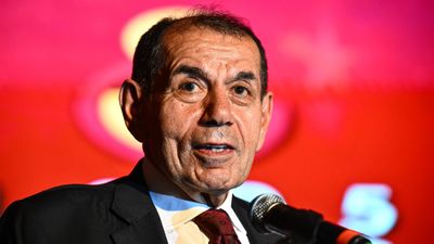 Galatasaray Başkanı Dursun Özbek'ten Mauro Icardi yanıtı