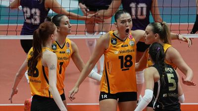 VakıfBank, Zeren Spor karşısında kazandı