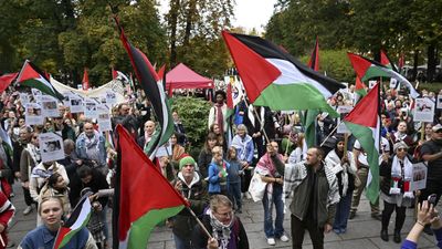 Norveç'te binlerce kişi İsrail'i protesto etti