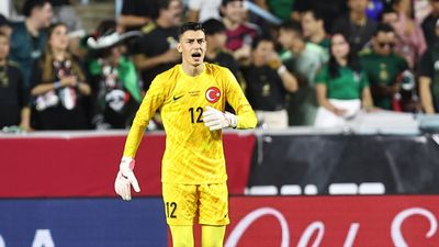 Berke Özer: İzin dahilinde kamptan kendi isteğimle ayrıldım