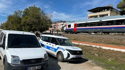 Aydın'da torununu trenin altında kalmaktan kurtaran kadın ağır yaralandı