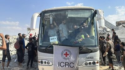 Katar medyası, İsrail'in, 45 Filistinlinin cenazesini Kızılhaç'a teslim ettiği öne sürdü