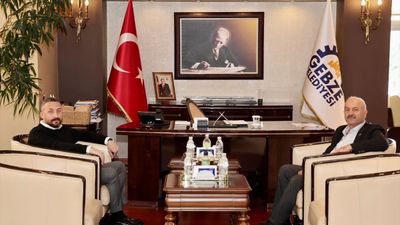 Gebzespor Başkanı Yusuf İzzettin Öztürk görevine geri döndü