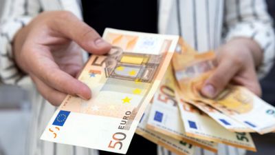 Fransa’nın kamu borcu endişelendiriyor