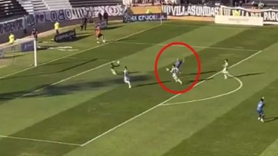 Göz göre göre şike mi yapıldı: Arjantin'de şaşkına çeviren ofsayt kararı...