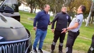 İstanbul'da trafiğe kapalı alanda araç kullandı: Bin 950 lira ceza kesildi