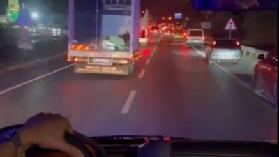 Antalya'da fermuar sistemiyle ambulansa yol verdiler