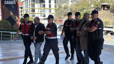 Antalya'da sahte pasaportla 24 milyon TL'lik arsa vurgunu: 6 gözaltı