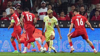 İspanya-Türkiye maçının biletleri satışa çıktı