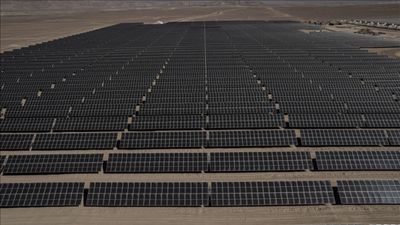 Küresel elektrik depolama sektörü kapasite hedefini artırdı