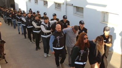 Bayğaralar suç örgütüne operasyon: 96 tutuklama