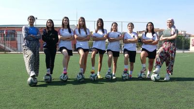 Aydın'ın şalvarlı kadın antrenörü