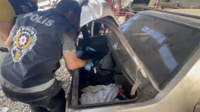 Osmaniye'de depremde hasar gören araçlarla dolandırıcılık yaptılar: 1 tutuklama