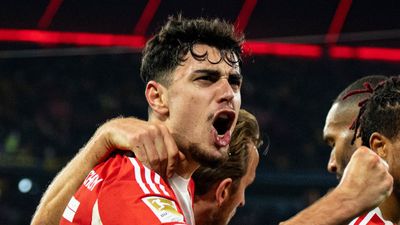 Bayern Münih, Borussia Dortmund'u devirdi