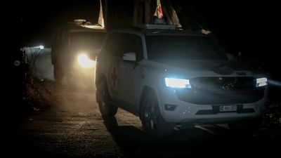 Kassam Tugayları, İki İsrailli esirin cesedini teslim daha teslim etti