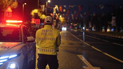 Cumhuriyet Bayramı provası nedeniyle İstanbul'da bazı cadde ve yollar trafiğe kapatıldı