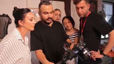 Güllü'nün son klibinin kamera arkası görüntüleri ortaya çıktı