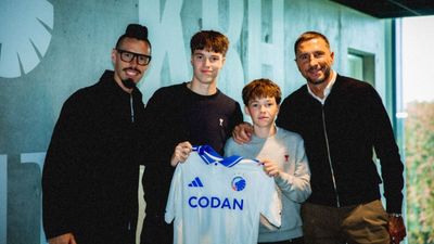 Marek Hamsik'in oğlu, Kopenhag ile imzaladı