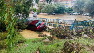 AFAD'dan İzmir'deki sel felaketine ilişkin açıklama: Yağış nedeniyle 198 ihbar alındı