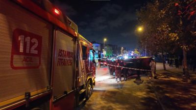 İstanbul Sancaktepe'de kaza yapan araçtan yüklü miktarda uyuşturucu çıktı