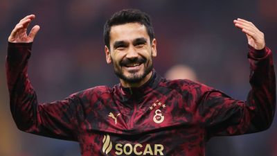 Galatasaray'da İlkay Gündoğan'ın doğum günü kutlandı