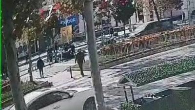 İstanbul'da yolun karşısına geçerken cipin çarptığı yaya hayatını kaybetti