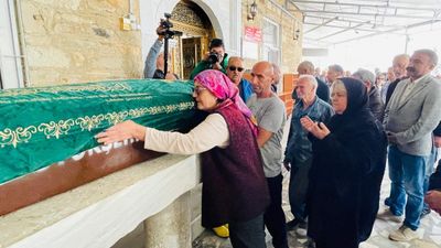 İzmir'deki selde yaşamını yitiren Bülent Kaptanoğlu son yolculuğuna uğurlandı