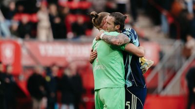 Galatasaray'ın rakibi Ajax, Twente'yi mağlup etti