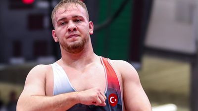 Milli güreşçilerden Dünya 23 Yaş Altı Şampiyonası'nda 2 madalya