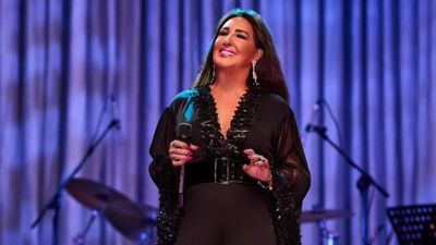 Şarkıcı Nükhet Duru küvette! Pozuna yorum yağdı