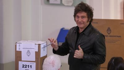 Arjantin'de parlamento seçimleri: Milei'nin partisi kazandı