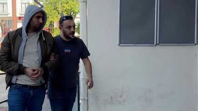 Aydın'da sokak satıcılarına uyuşturucu temin eden şüpheli tutuklandı