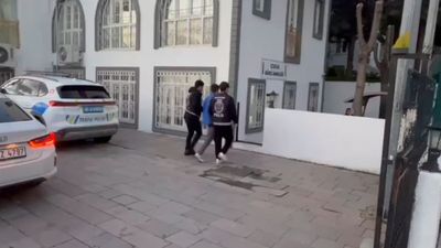 İstanbul'da evden aldığı yedek anahtarla park halindeki aracı çalan hırsız yakalandı