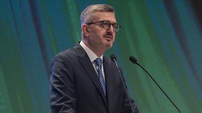 Burhanettin Duran'dan İsrail'in Gazze'ye saldırısına tepki