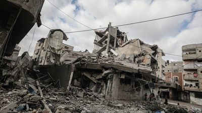 İsrail, Gazze'de ateşkesin yeniden uygulanmaya başlandığını duyurdu