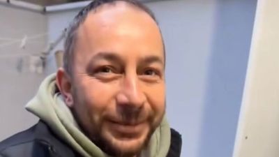 Kocaeli'de çöken binada can veren babadan geriye bu görüntüler kaldı