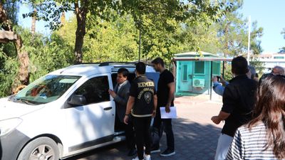 Kemer eski Belediye Başkanı Mustafa Gül dolandırıcılık suçlamasıyla tutuklandı