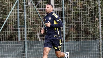 Cenk Tosun, Azerbaycan yolunda!