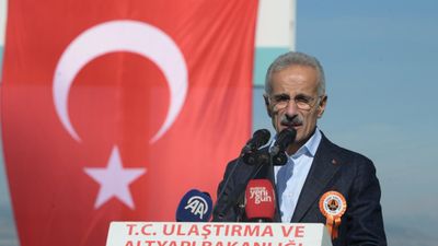 Abdulkadir Uraloğlu: Burdur-Tefenni-Çavdır Yolu ile yıllık toplam 831 milyon lira tasarruf edeceğiz