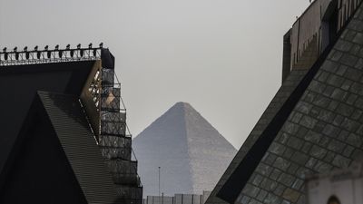 Büyük Mısır Müzesi, 20 yıldan uzun süren hazırlığın ardından bugün kapılarını açıyor