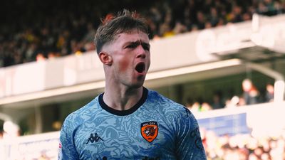 Hull City, Norwich City'yi iki golle yıktı