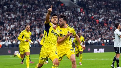 Fenerbahçe, Beşiktaş'ı devirdi