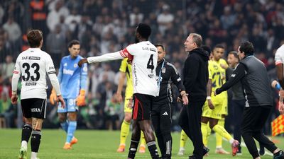Beşiktaş, öne geçtiği maçlarda puan kaybediyor
