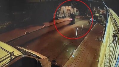 İstanbul'da motosikletli şüpheliler haraç istedikleri iş yerini kurşunladı