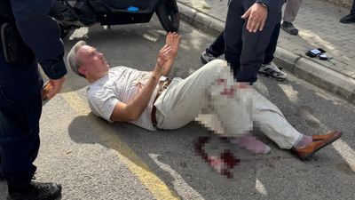 Antalya'da bir kadın boşanma aşamasındaki kocasını bıçakladı