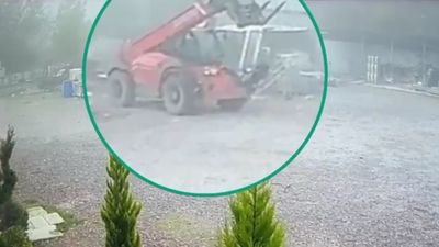 Sakarya'da iş makinesi çalan şüpheliler yakalandı