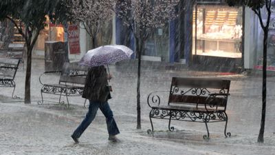 Meteoroloji uyardı: İstanbul dahil 20 ilde sağanak etkili olacak