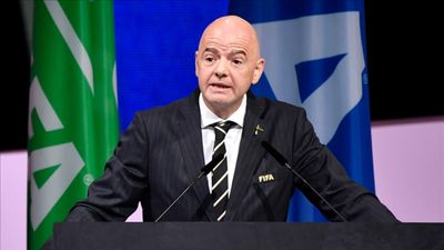 FIFA'dan İran'da stadyumlara kadın taraftarların alınmasına övgü