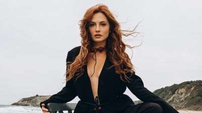 Oyuncu Başak Gümülcinelioğlu doğum yaptı! Bebeğinin adı da ortaya çıktı