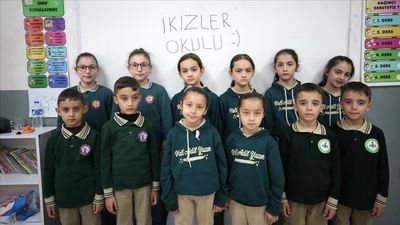 Muş’ta 'İkizler Okulu': 21 ikiz öğrenci aynı çatı altında